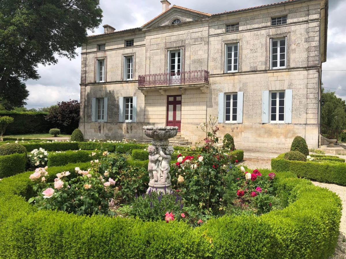 Les Croque-Notes, Chambres Et Table D'Hotes Lorignac Экстерьер фото